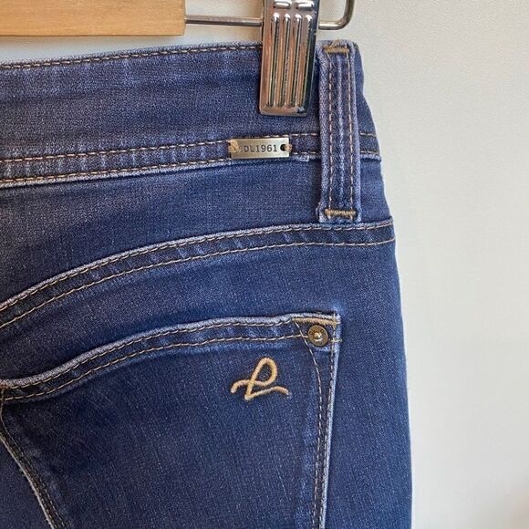 DL1961 Emma Blue Jegging  - Picture 11 of 11